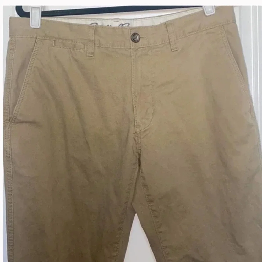 Eddie Bauer Bundle Fit Classic Pants size 32